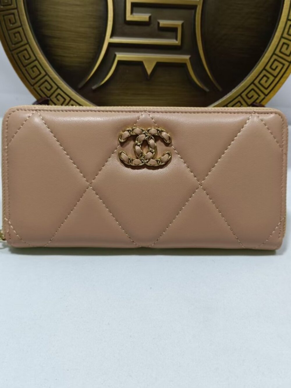 Chanel 19 Flap Long Zip Wallet in Beige Lambskin